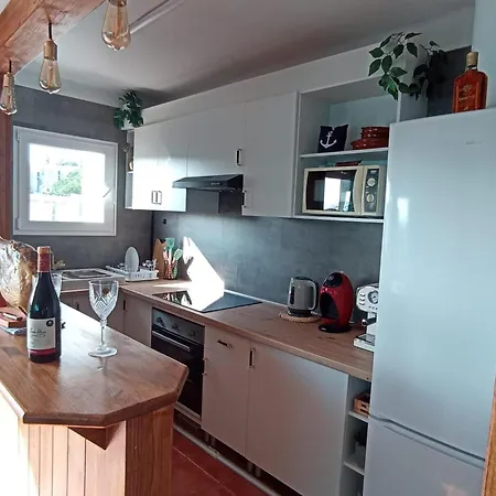 Apartment Cosette Emperatriz Con Wifi Y Aire Acondicionado En La Costa Brava. - Es-209-91 *